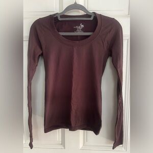 Women's Long Sleeve Top in Burgundy Free People L